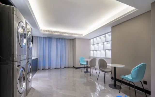 Xana Hotelle Hotel (Xuzhou Yunlong Wanda)