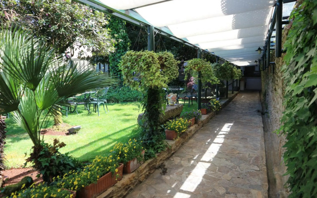 Hotel Virxe da Cerca by Pousadas de Compostela