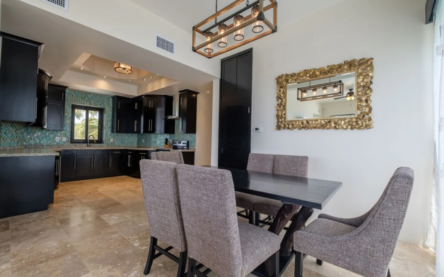 Diamante Beachfront Suites