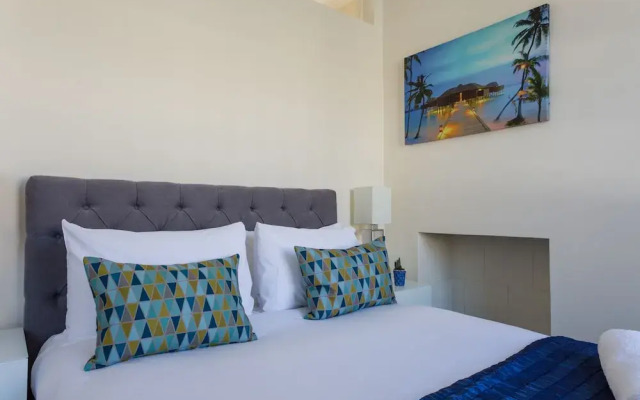 Modern 2BR Townhouse with Private Terrace