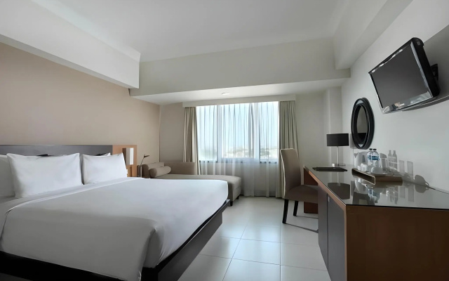 Hotel Santika Pandegiling Surabaya