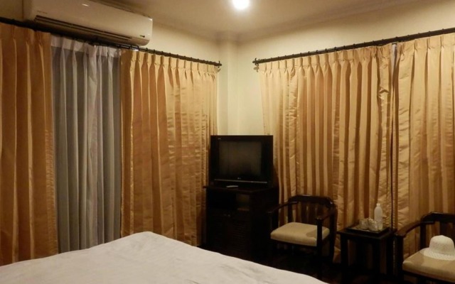 Vayakorn Inn
