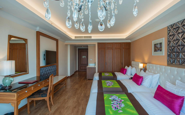 Empress Premier Hotel - Image 7