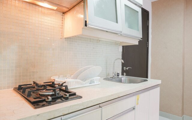 Vibrant 1Br Apartment At Belmont Residence Puri