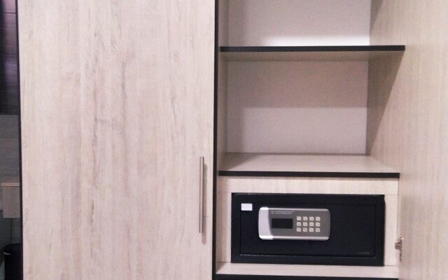 Hotel White Light House