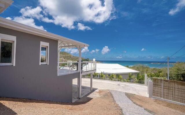 Villa Martinique Diamant, resplendissante, 3ch, piscine, vue mer