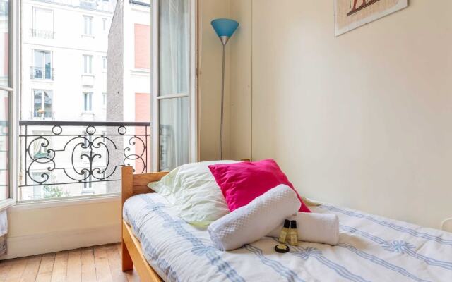Charming Apartment in the 18th Arrondissement
