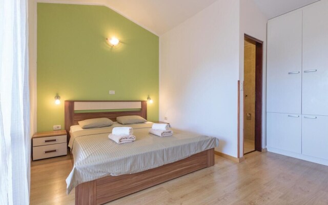 Amazing Home in Pula With Wifi and 2 Bedrooms