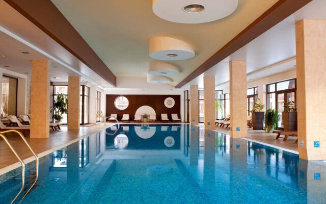 MURITE PARK Hotel - AZALIA BUILDING 4*