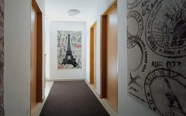 Guest House Prague Airport