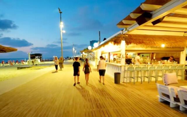 Sweet Honeymoon Apartment Tel Aviv Bat Yam 611