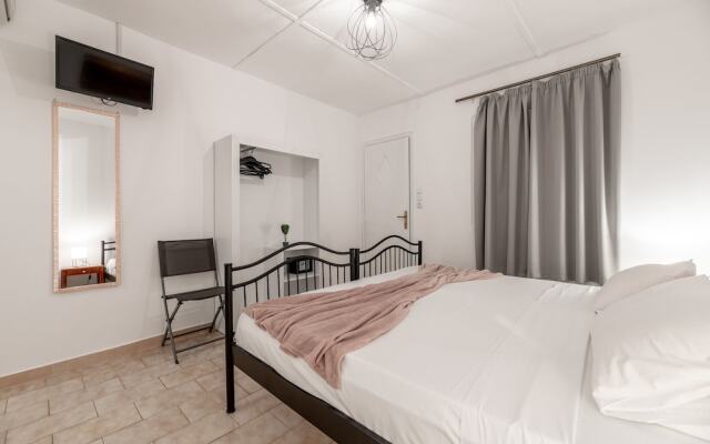Zante Riva Studios