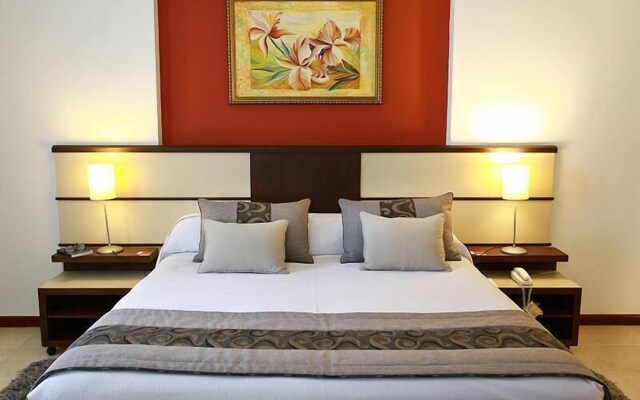Mondrian Suite Hotel