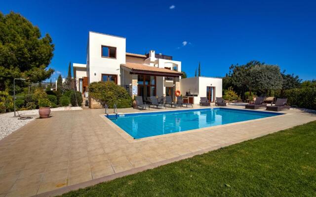Villa Calantha 93 Aphrodite Hills