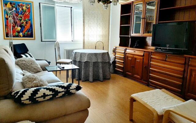 Apartment With 4 Bedrooms in Soria