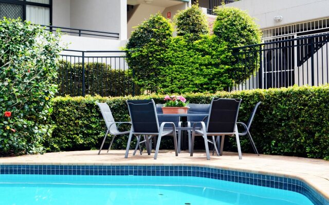 Spring Hill Mews Apartments