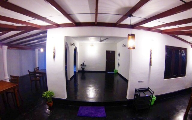 Sooriya Sewana Guest House