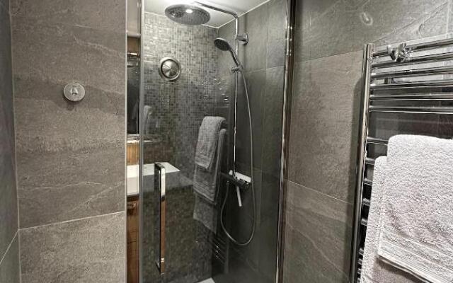 Chalet de l'Ours : 4 étoiles-spa-proche des pistes