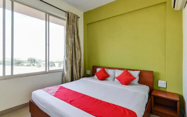 OYO 23626 Country Club Pune