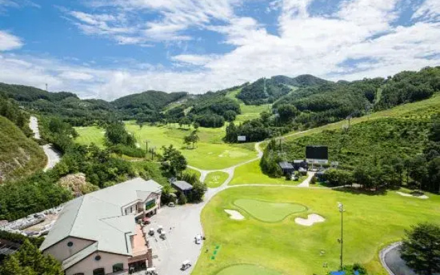 Oak Valley Resort Hills Village