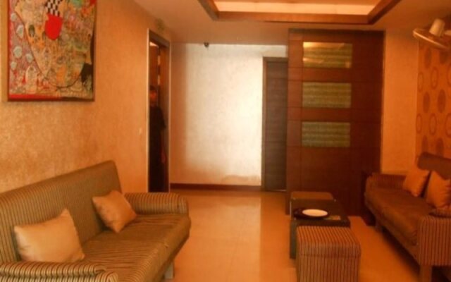 Hotel Crystal Retreat