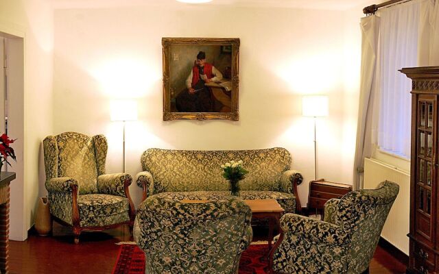 Cozy Holiday Home in Waimes With Terrace