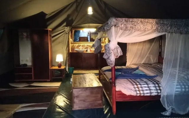 Mara Duma Bush Camp