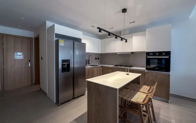 Spectacular Golf Front 3BR Apartment!