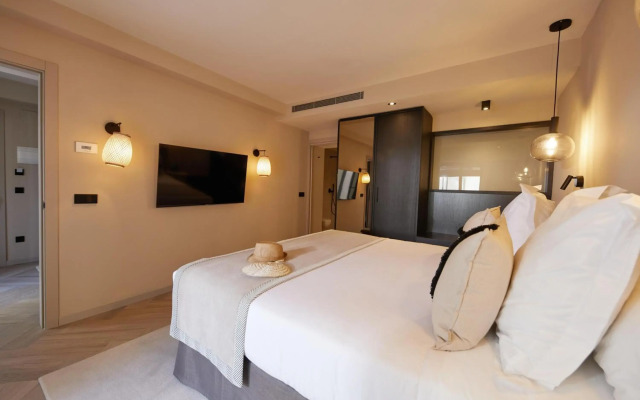 Belle Marivent Petit Hotel