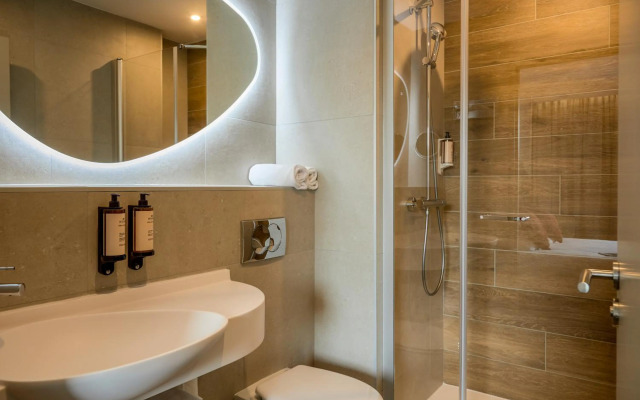 Mercure Aix-en-Provence La Duranne Gare TGV