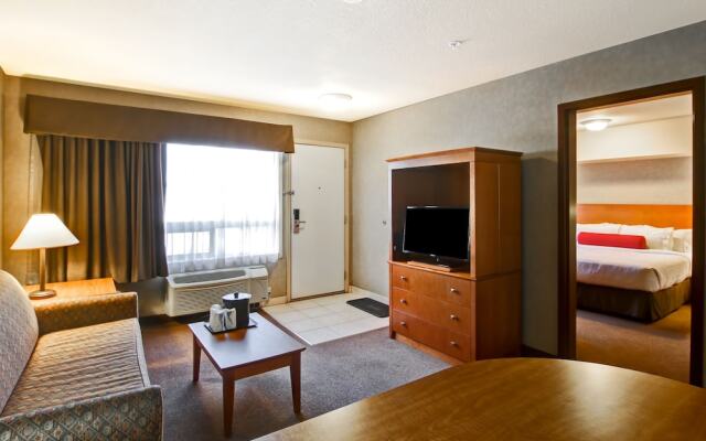 Ramada by Wyndham Ponoka