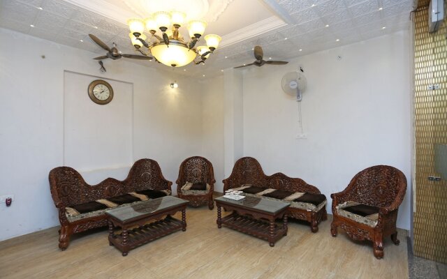 OYO 9476 Hotel Mittal