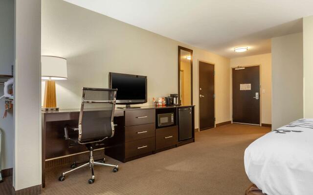 Sleep Inn & Suites Fargo Medical Center