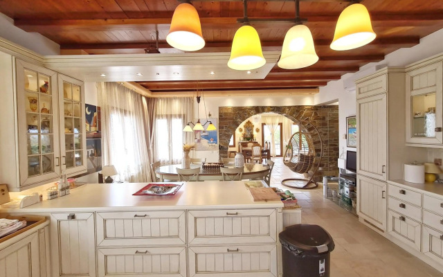 Villa Pari Manda