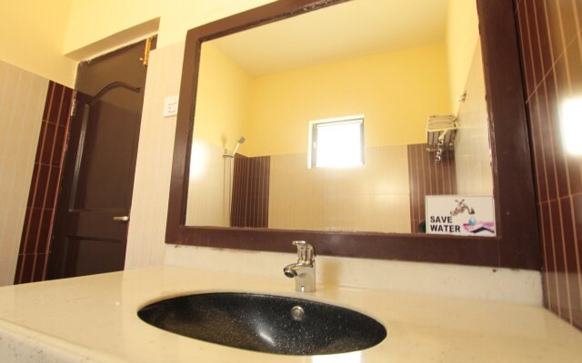 Hotel Pokhara Village & SPA
