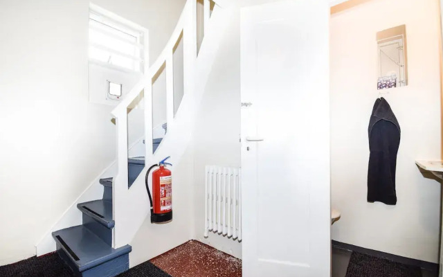 Apartment M14