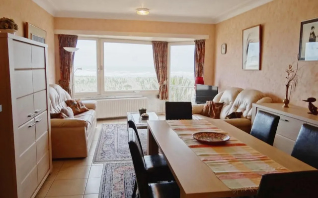 Apartment in Nieuwpoort Located Near the sea