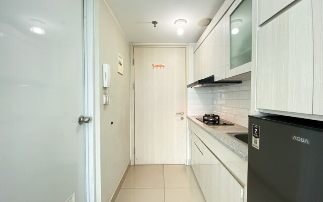 Restful And Simply Studio Springlake Summarecon Bekasi Apartment