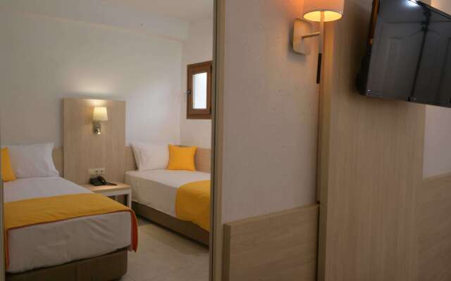 Aristoteles Holiday Resort & Spa