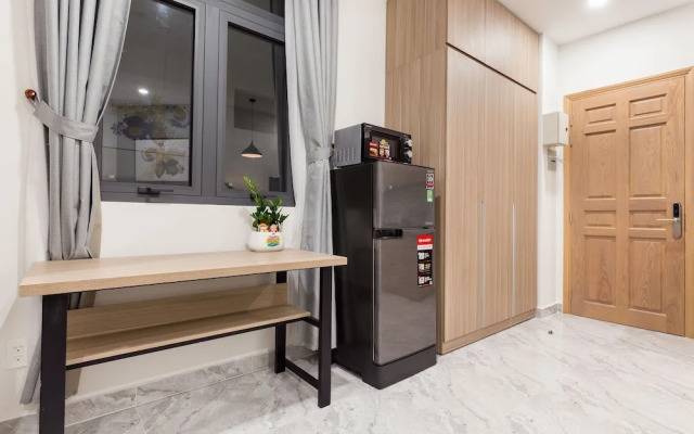 YOURS Apartment - Airport