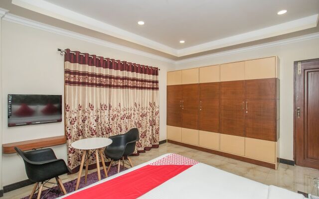 OYO 14835 Wagtail Suites
