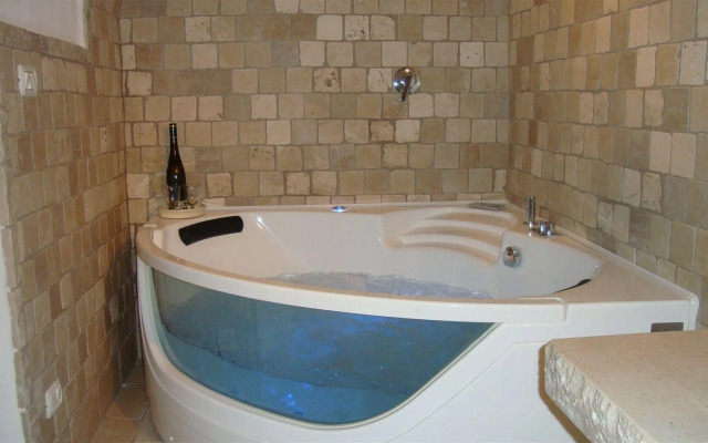 Fontana Vecchia Bed & Breakfast