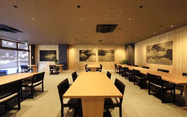 Waqoo Naritasan Monzen