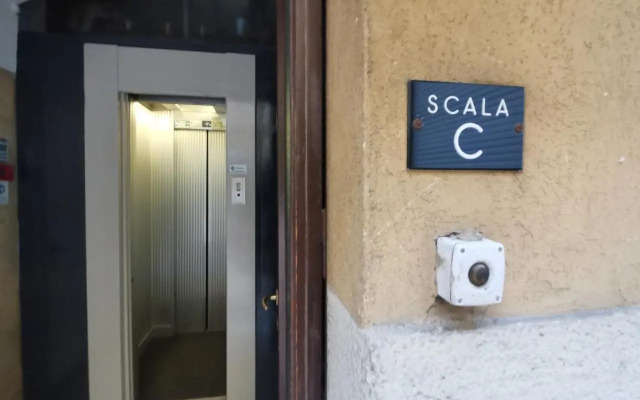 PARMA EXPRESS Alloggio & Parcheggio