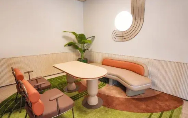 Orange Hotel (Linyi Hudiangxi Langya Ancient City Store)