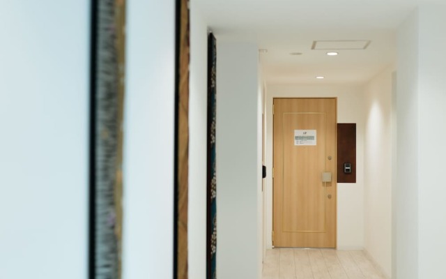 Shiki Residence Shijo Karasuma 1C