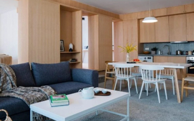 BaseLIVING Zhangjiang Serviced Apartment