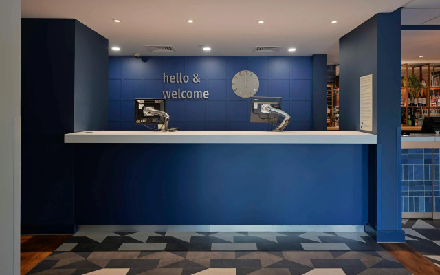 Travelodge Bracknell Central