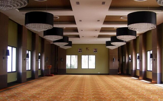 The Oxalis Regency Hotel Magelang