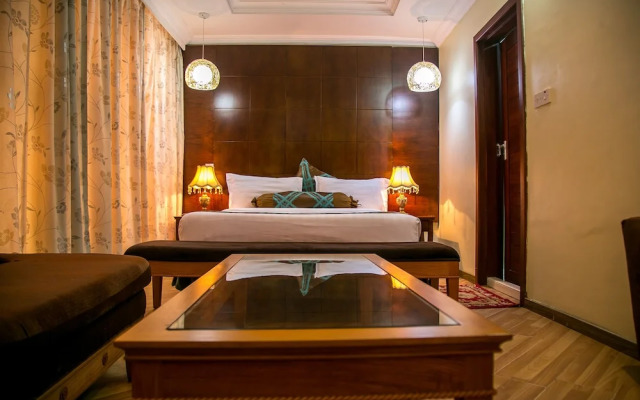 Kebby's Hotel